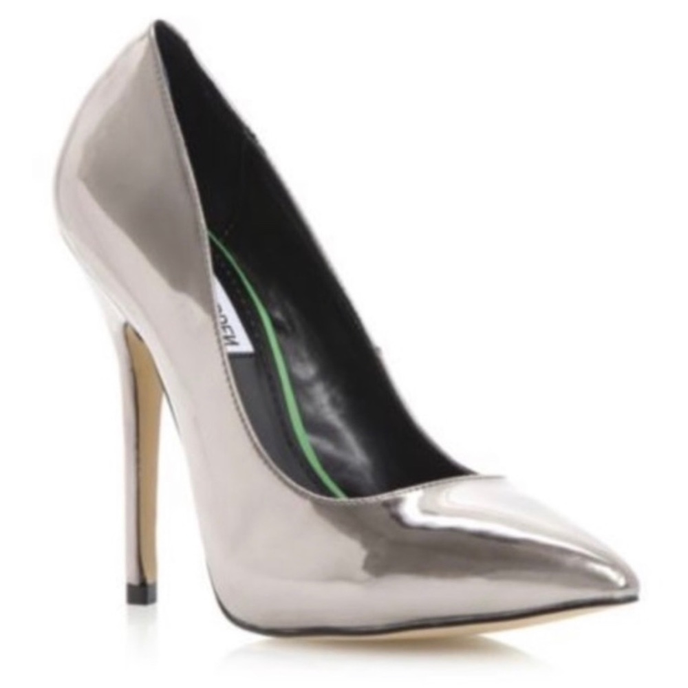 Steve Madden Darrt Pewter Heels